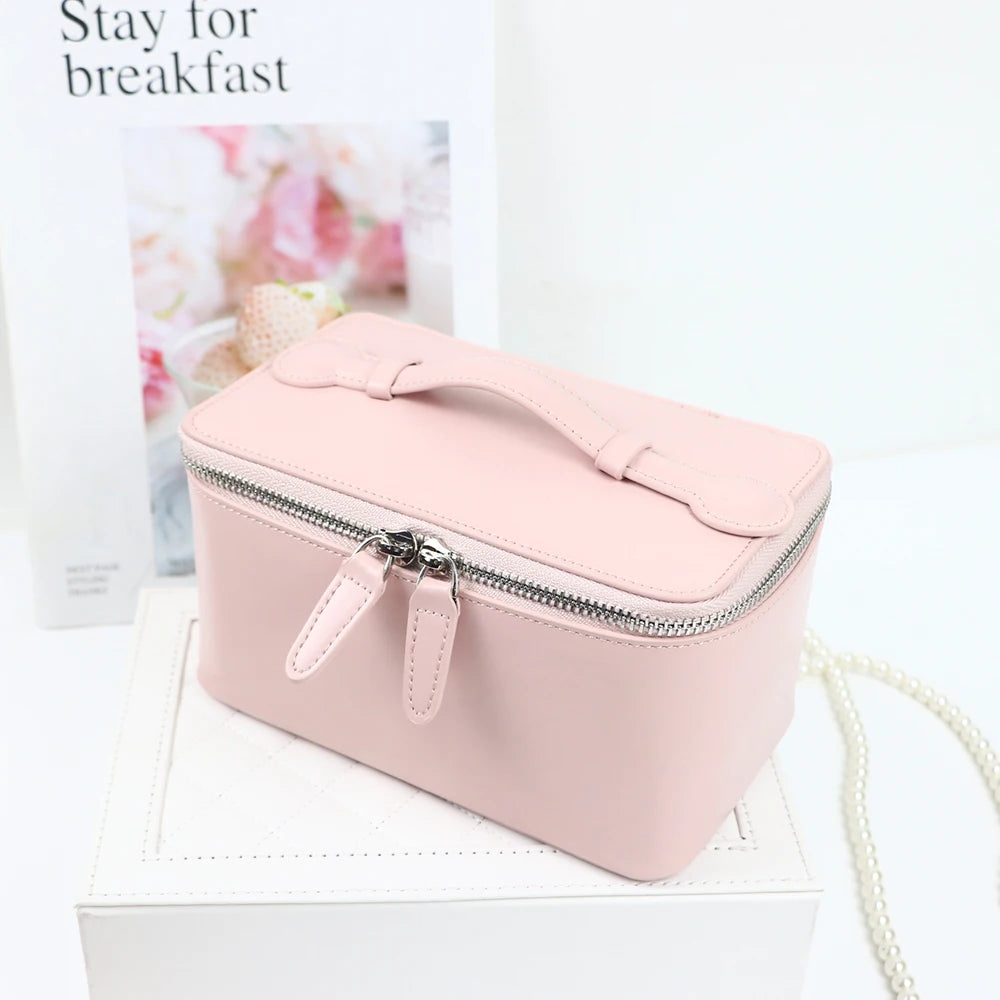 Customized name leather hand-held makeup case and beauty bag, portable storage large-capacity handbag